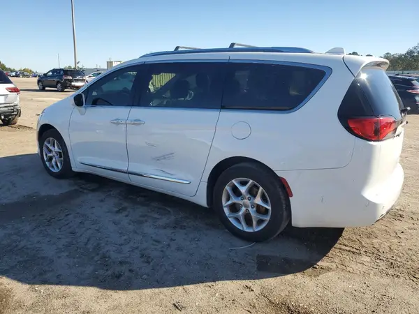 2C4RC1EG9HR538739 2017 CHRYSLER PACIFICA - Image 2