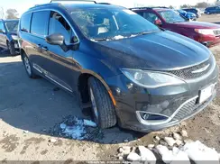 2C4RC1EG9HR560174 2017 CHRYSLER PACIFICA