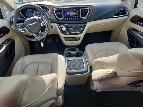 2C4RC1EG9HR577783 2017 CHRYSLER PACIFICA - Image 8