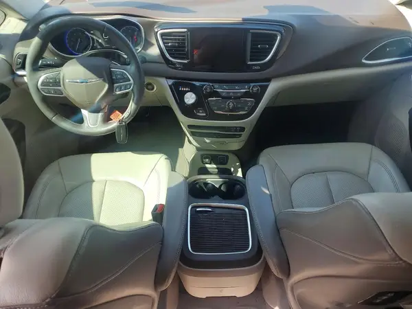 2C4RC1EG9HR577878 2017 CHRYSLER PACIFICA - Image 8