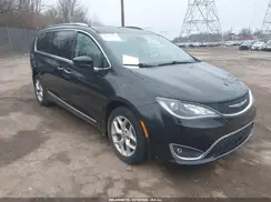 2C4RC1EG9HR611527 2017 CHRYSLER PACIFICA