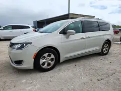 2C4RC1EG9HR622821 2017 CHRYSLER PACIFICA