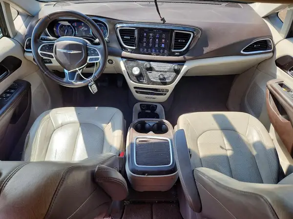 2C4RC1EG9HR627940 2017 CHRYSLER PACIFICA - Image 8