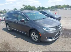 2C4RC1EG9HR635469 2017 CHRYSLER PACIFICA