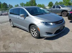 2C4RC1EG9HR652899 2017 CHRYSLER PACIFICA