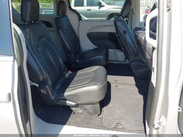 2C4RC1EG9HR652899 2017 CHRYSLER PACIFICA - Image 8