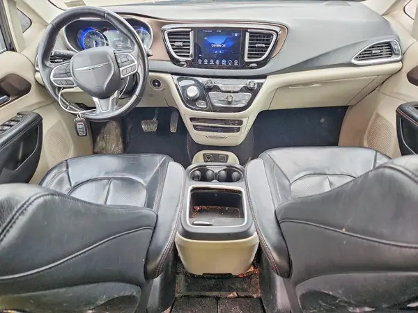 2C4RC1EG9HR653664 2017 CHRYSLER PACIFICA - Image 8