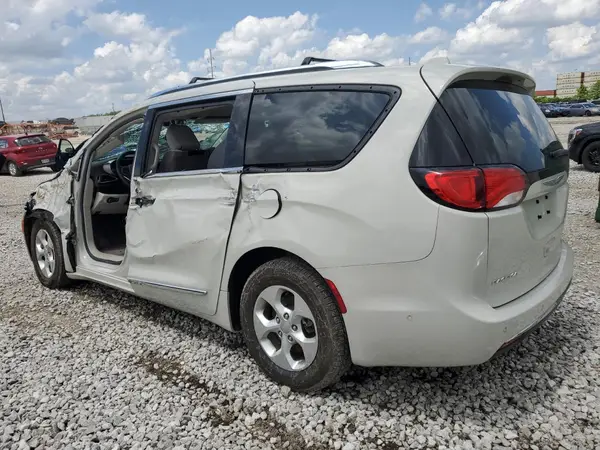 2C4RC1EG9HR653924 2017 CHRYSLER PACIFICA - Image 2