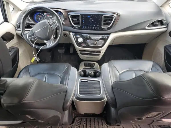 2C4RC1EG9HR656046 2017 CHRYSLER PACIFICA - Image 8