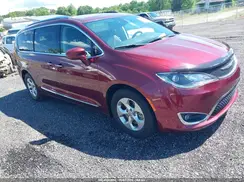 2C4RC1EG9HR659920 2017 CHRYSLER PACIFICA