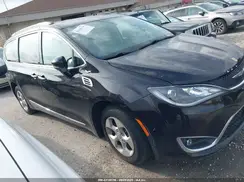 2C4RC1EG9HR660761 2017 CHRYSLER PACIFICA