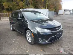 2C4RC1EG9HR669220 2017 CHRYSLER PACIFICA