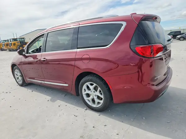 2C4RC1EG9HR684042 2017 CHRYSLER PACIFICA - Image 2