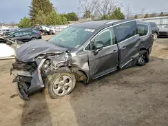 2C4RC1EG9HR704192 2017 CHRYSLER PACIFICA