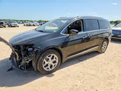 2C4RC1EG9HR729092 2017 CHRYSLER PACIFICA