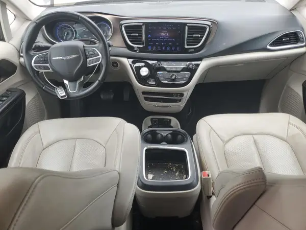 2C4RC1EG9HR736088 2017 CHRYSLER PACIFICA - Image 8