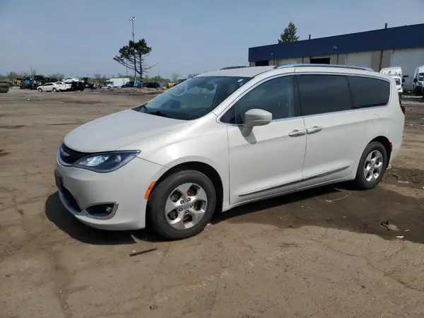 2C4RC1EG9HR757538 2017 CHRYSLER PACIFICA - Image 1