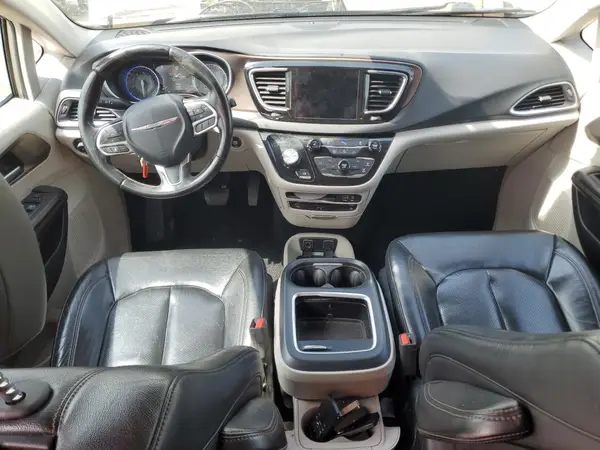 2C4RC1EG9HR757538 2017 CHRYSLER PACIFICA - Image 8