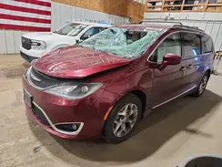 2C4RC1EG9HR757605 2017 CHRYSLER PACIFICA
