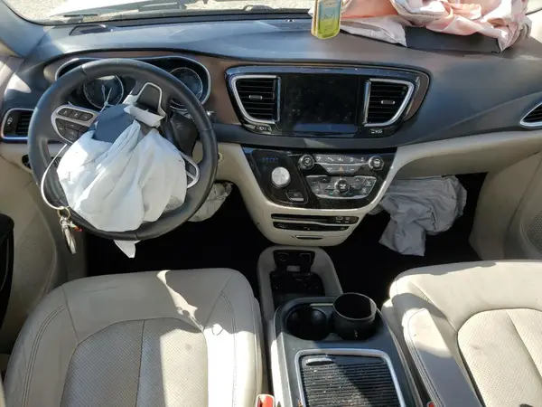2C4RC1EG9HR764165 2017 CHRYSLER PACIFICA - Image 8