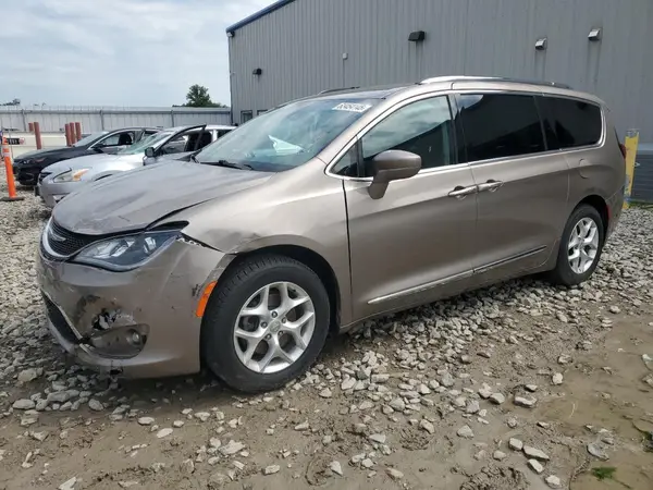 2C4RC1EG9HR788577 2017 CHRYSLER PACIFICA - Image 1