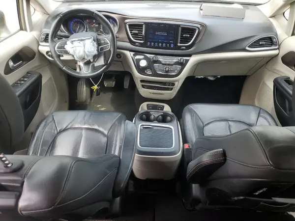 2C4RC1EG9HR788577 2017 CHRYSLER PACIFICA - Image 8