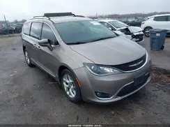 2C4RC1EG9HR803918 2017 CHRYSLER PACIFICA