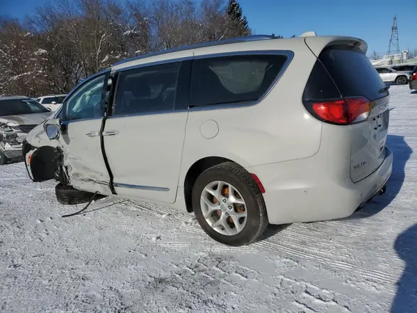 2C4RC1EG9HR812439 2017 CHRYSLER PACIFICA - Image 2