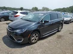 2C4RC1EG9HR821819 2017 CHRYSLER PACIFICA