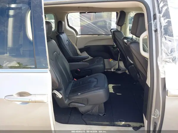 2C4RC1EG9HR851385 2017 CHRYSLER PACIFICA - Image 8