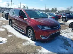2C4RC1EG9JR100647 2018 CHRYSLER PACIFICA