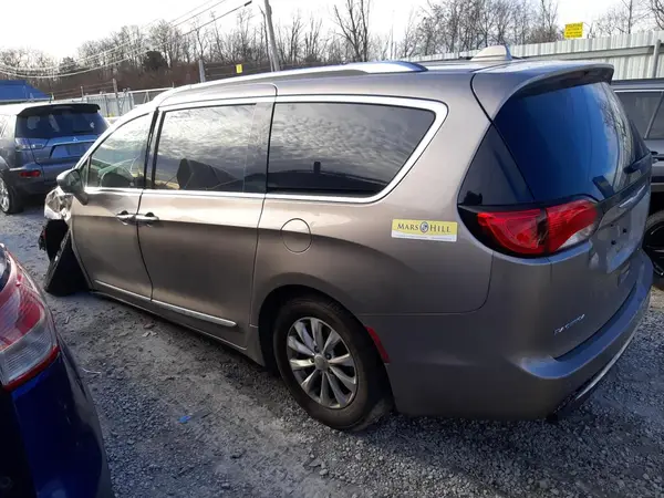 2C4RC1EG9JR104651 2018 CHRYSLER PACIFICA - Image 2