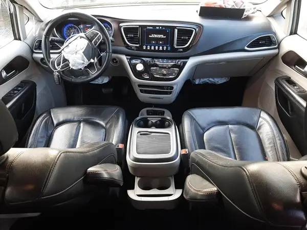 2C4RC1EG9JR104651 2018 CHRYSLER PACIFICA - Image 8