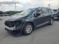 2C4RC1EG9JR106318 2018 CHRYSLER PACIFICA
