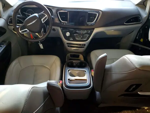 2C4RC1EG9JR113768 2018 CHRYSLER PACIFICA - Image 8