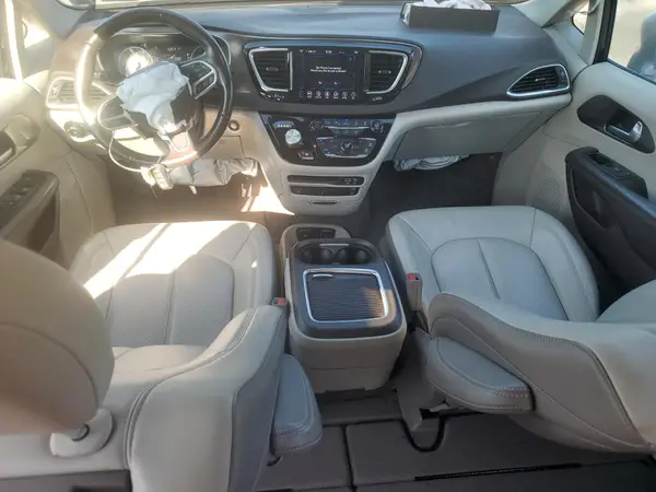 2C4RC1EG9JR114743 2018 CHRYSLER PACIFICA - Image 8