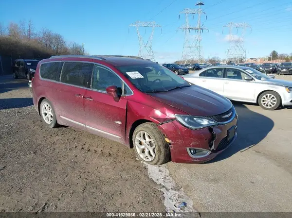 2C4RC1EG9JR114905 2018 CHRYSLER PACIFICA - Image 1