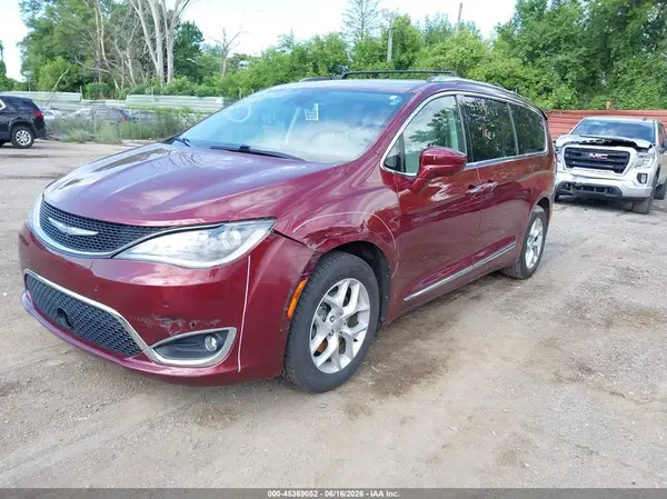 2C4RC1EG9JR116668 2018 CHRYSLER PACIFICA - Image 2