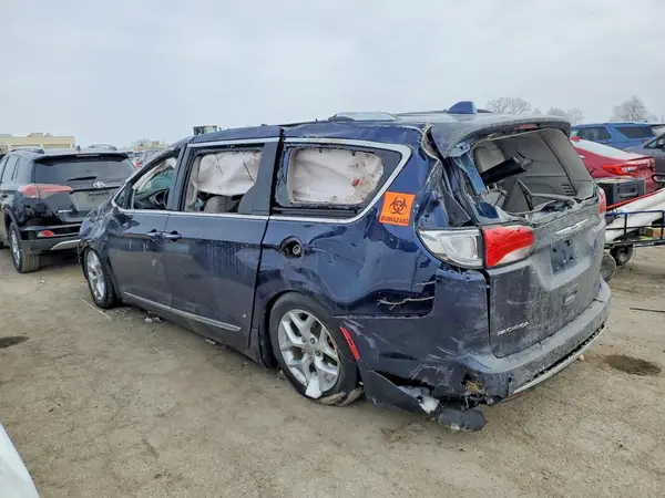 2C4RC1EG9JR121918 2018 CHRYSLER PACIFICA - Image 2