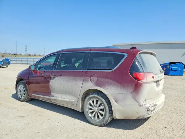 2C4RC1EG9JR130554 2018 CHRYSLER PACIFICA - Image 2