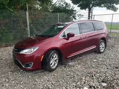 2C4RC1EG9JR132711 2018 CHRYSLER PACIFICA