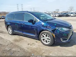 2C4RC1EG9JR158998 2018 CHRYSLER PACIFICA