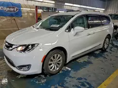 2C4RC1EG9JR194934 2018 CHRYSLER PACIFICA
