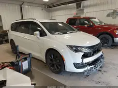 2C4RC1EG9JR204295 2018 CHRYSLER PACIFICA