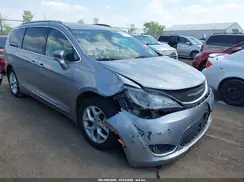 2C4RC1EG9JR212624 2018 CHRYSLER PACIFICA