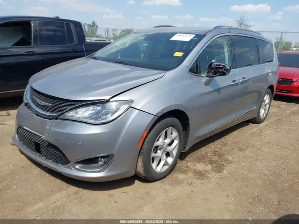 2C4RC1EG9JR212624 2018 CHRYSLER PACIFICA - Image 2