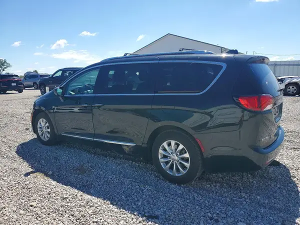2C4RC1EG9JR228497 2018 CHRYSLER PACIFICA - Image 2