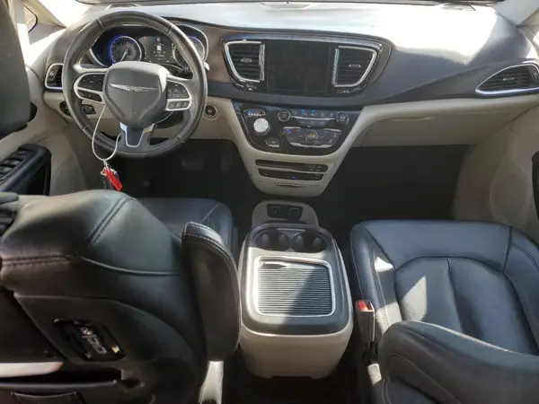 2C4RC1EG9JR252427 2018 CHRYSLER PACIFICA - Image 8