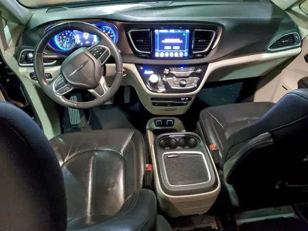 2C4RC1EG9JR258017 2018 CHRYSLER PACIFICA - Image 8