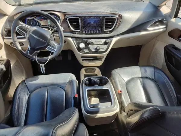 2C4RC1EG9JR262116 2018 CHRYSLER PACIFICA - Image 8
